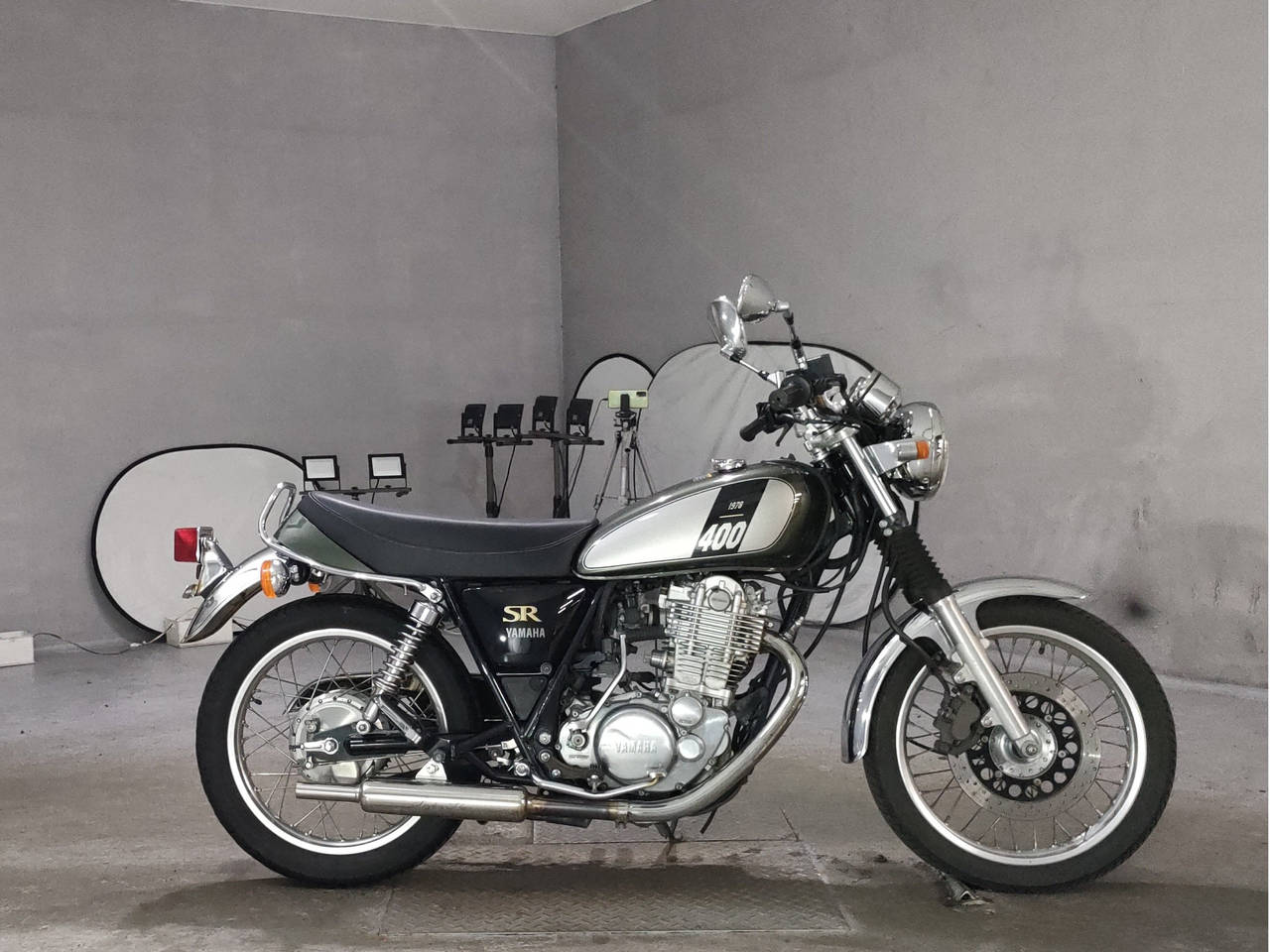 Yamaha SR400