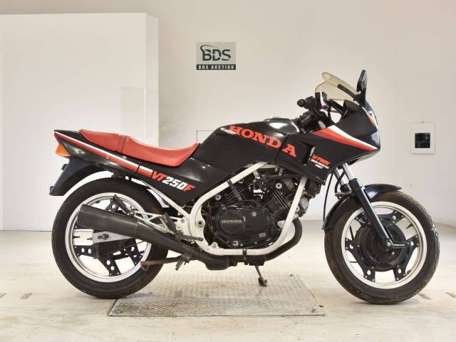 vt250FE 中古バイク HONDA VT250FE｜MC08 – 京都のバイクショップSPEC