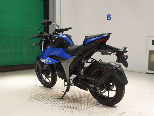 Suzuki GIXXER 150 — фото 6