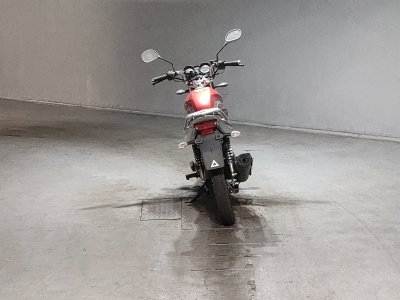 Yamaha YBR125 — фото 4