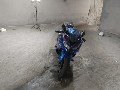 Kawasaki NINJA ZX-4R SE — фото 3