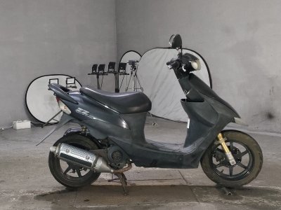 Suzuki SEPIA ZZ