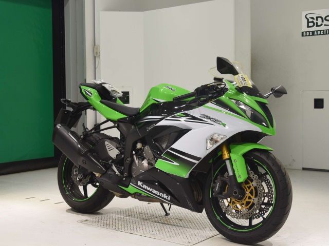 0198] Kawasaki ZX-6RA - JKBZX636EFA016090