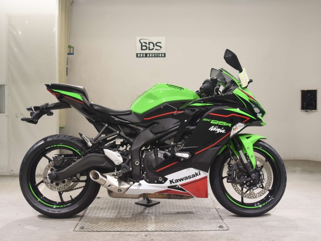 5129] Kawasaki NINJA ZX-25R - ZX250E-A01522
