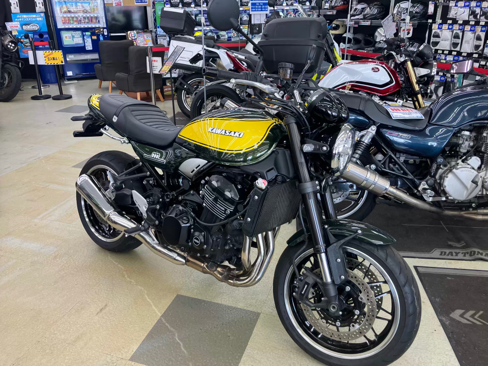 Kawasaki Z900RS