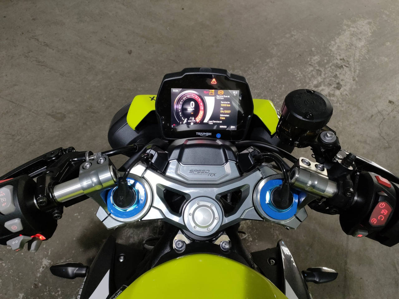 [8542] Triumph SPEED TRIPLE R X (OR SPEED TRIPLE RX) - SMTP12S44TTCJ9722