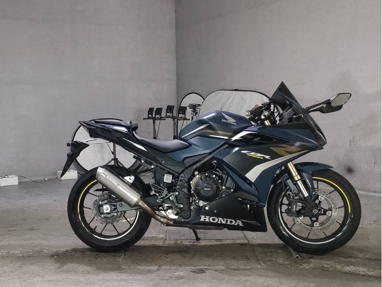 Honda CBR400R