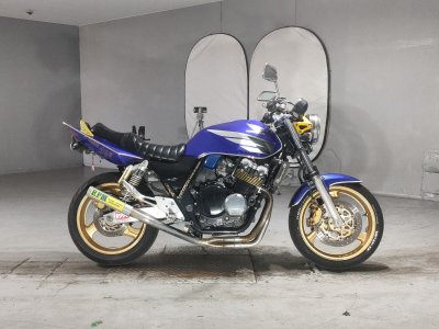Honda CB400SFV