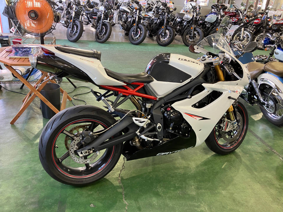 Triumph DAYTONA 675R — фото 2