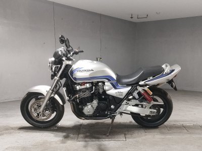 Honda CB1300SF — фото 2