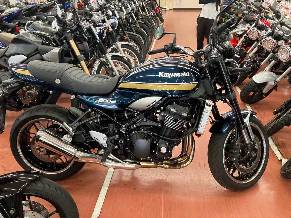 Kawasaki Z900RS