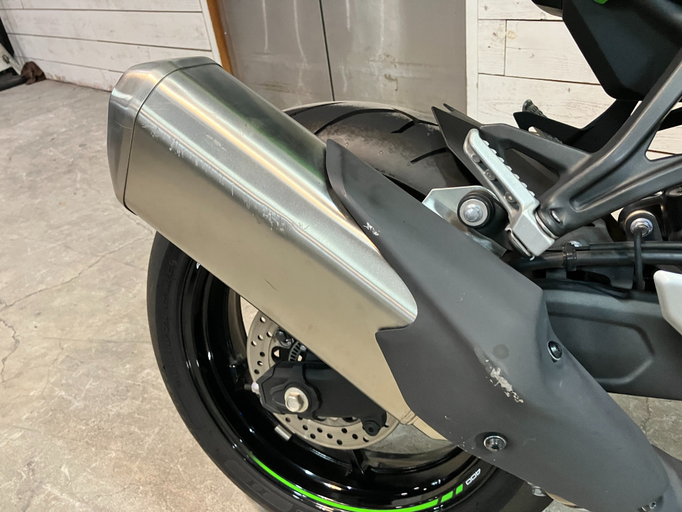Kawasaki NINJA ZX-4RR — фото 12