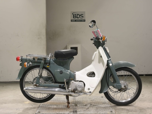 Honda C50
