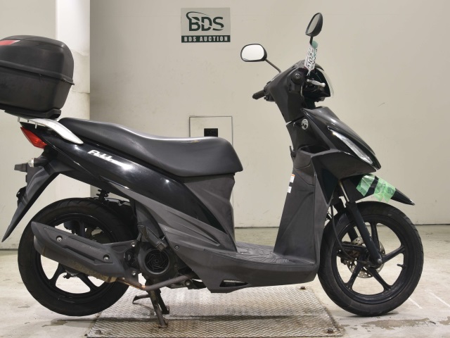 Suzuki ADDRESS V110