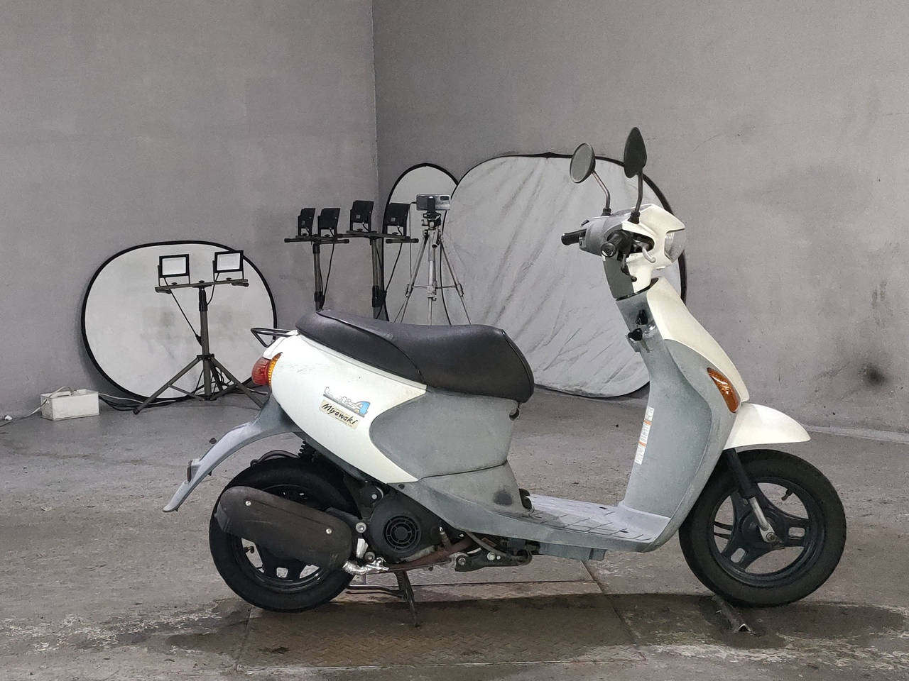 Suzuki LETS4