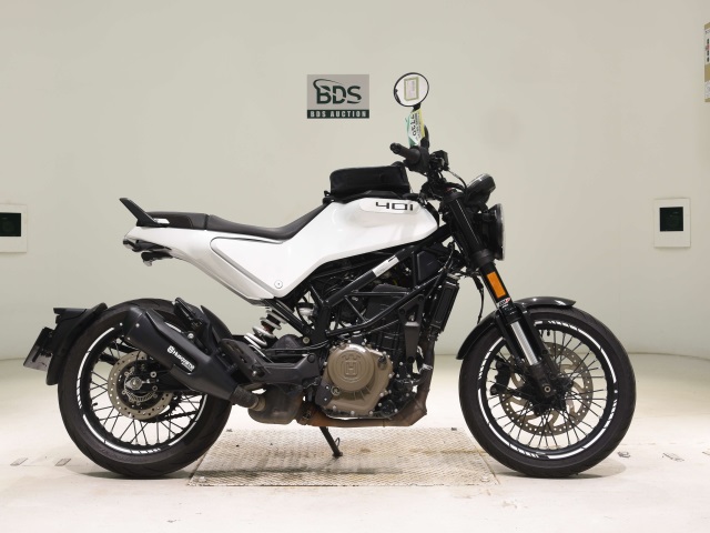 Husqvarna SVARTPILEN 401