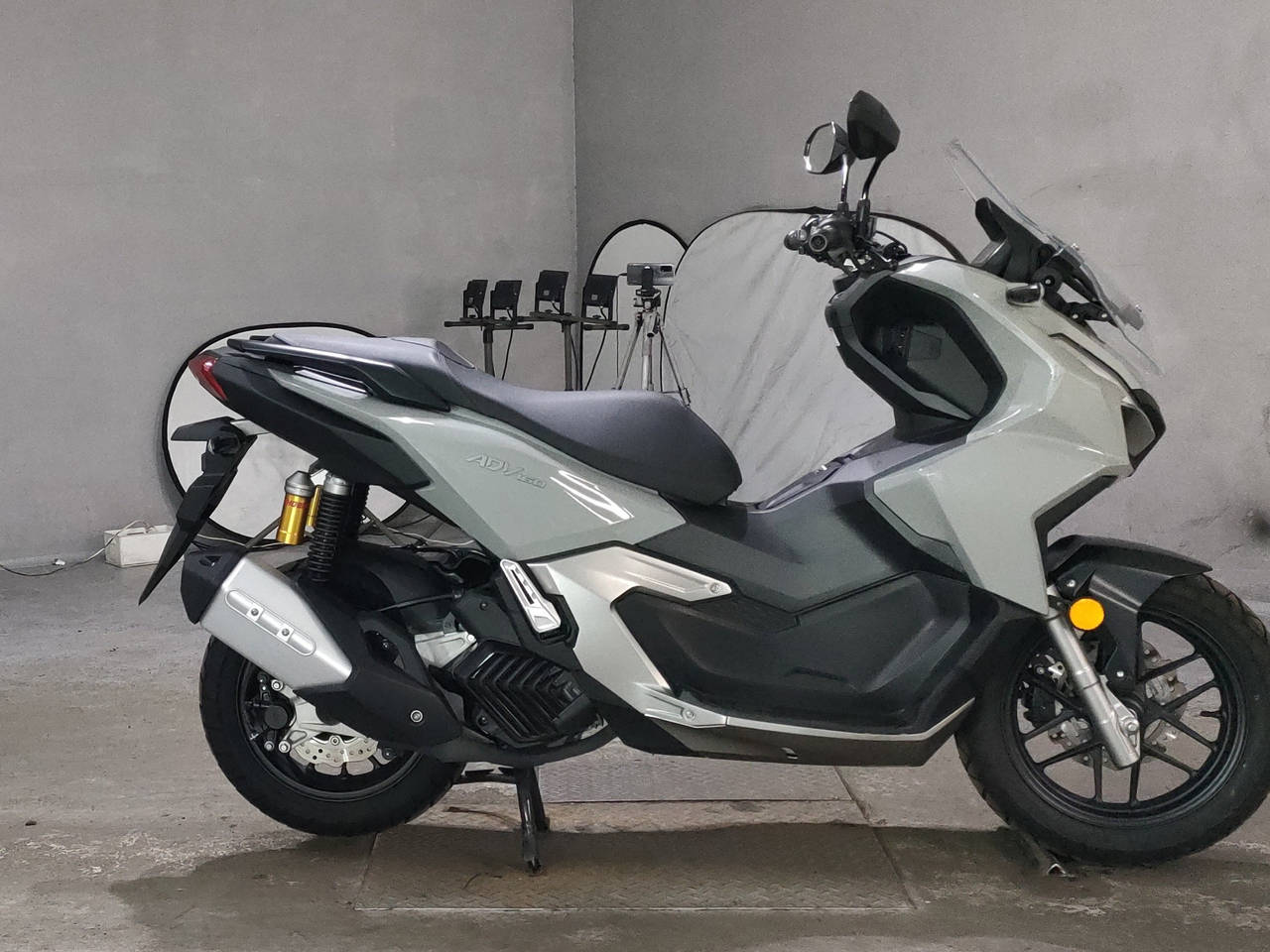 Honda ADV 160