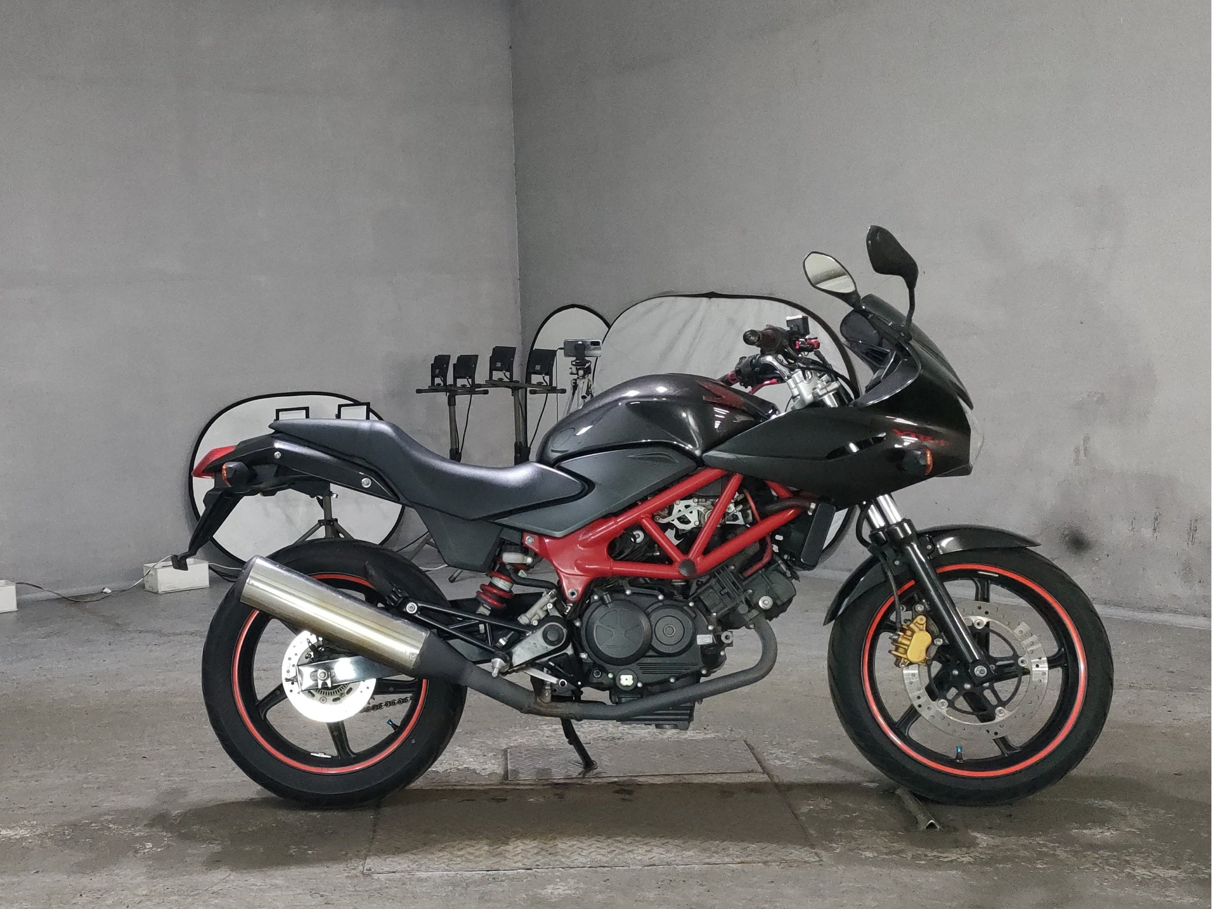 Honda VTR250F