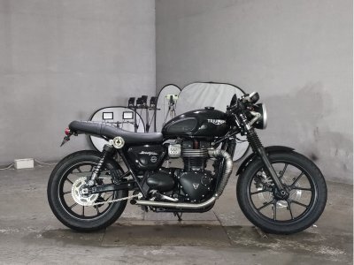 Triumph STREET TWIN 900