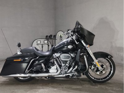 Harley-Davidson STREET GLIDE FLHXS1870