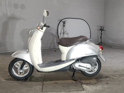 Honda SCOOPY50 — фото 2