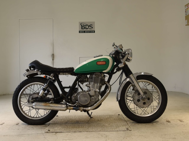 SR400 RH-01J （2710] Yamaha SR400 - RH01J-014605）