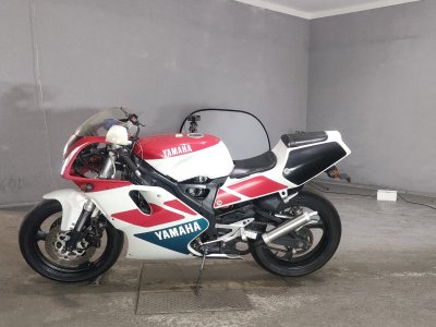 Yamaha TZR250R — фото 2