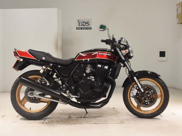 Kawasaki ZRX 400