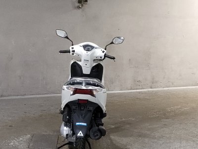 Honda LEAD125 — фото 4