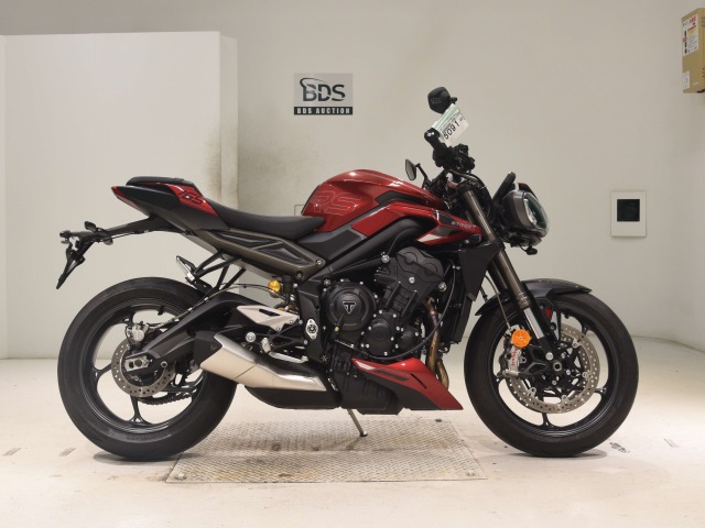 Triumph STREET TRIPLE RS