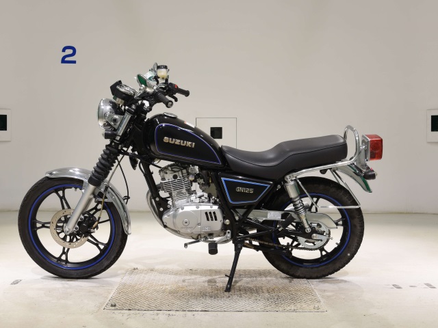 Suzuki GN125 — фото 2