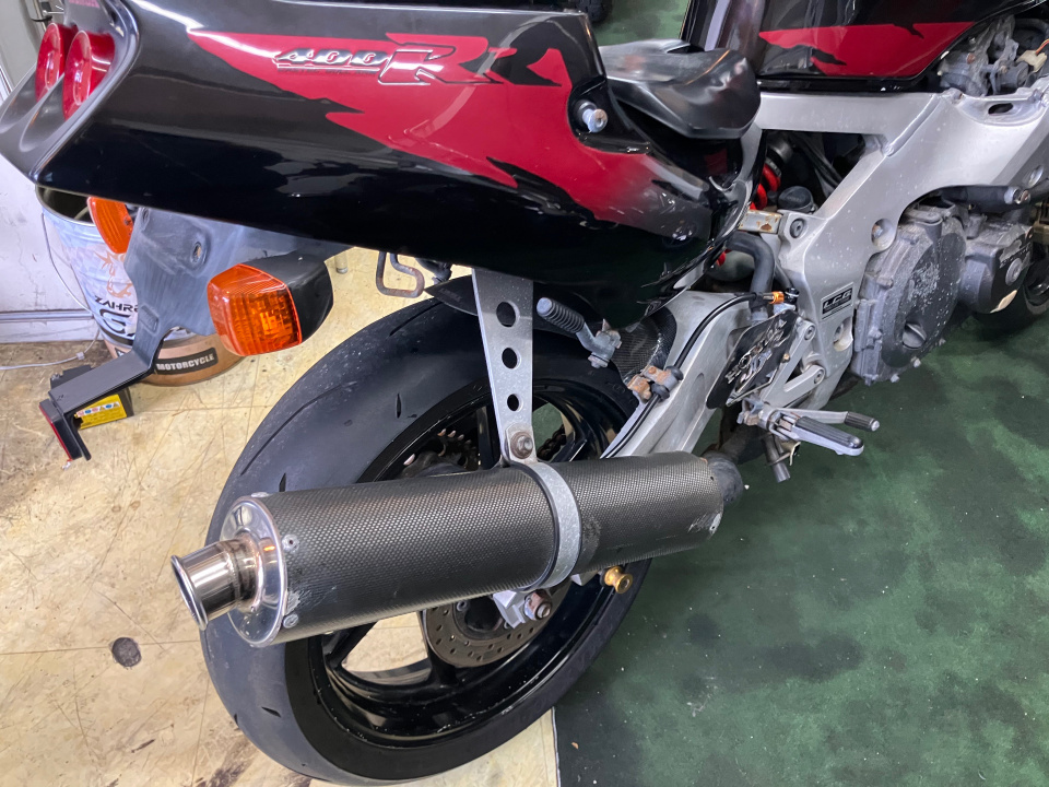 Honda CBR400RR — фото 4
