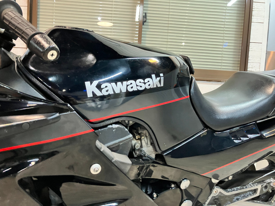 Kawasaki GPZ1000RX — фото 23
