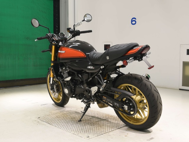 Kawasaki Z900RS — фото 6