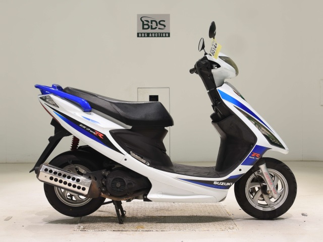 Suzuki GSR125
