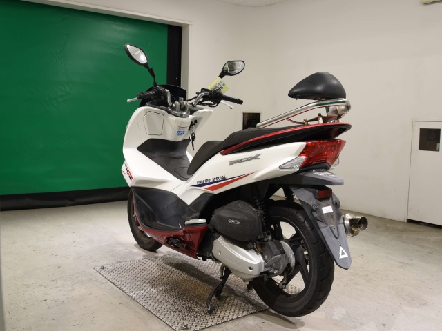 Honda PCX125 — фото 6