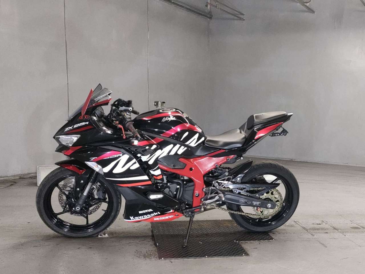 5718] Kawasaki NINJA ZX-25R KRT - ZX250E-A05094