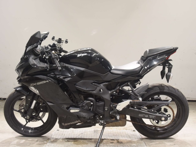Kawasaki NINJA ZX-25R — фото 2