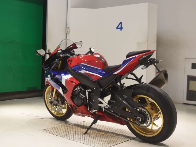 Honda CBR1000RR SP — фото 6