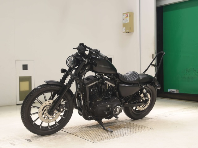 HD SPORTSTER IRON XL883N — фото 4