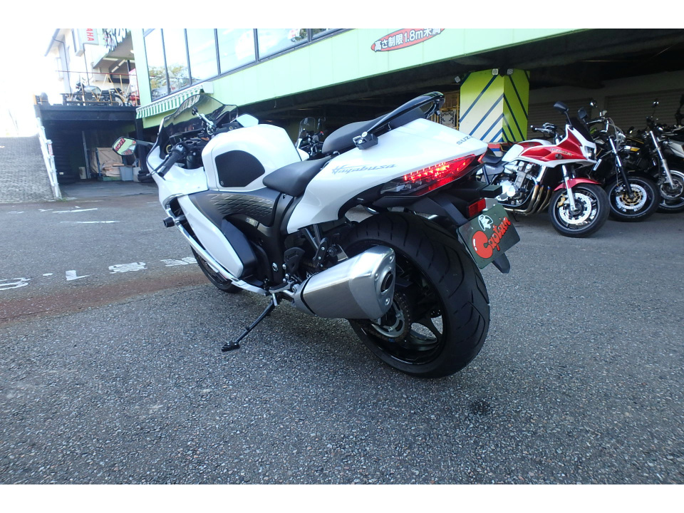 Suzuki GSX1300R HAYABUSA — фото 12