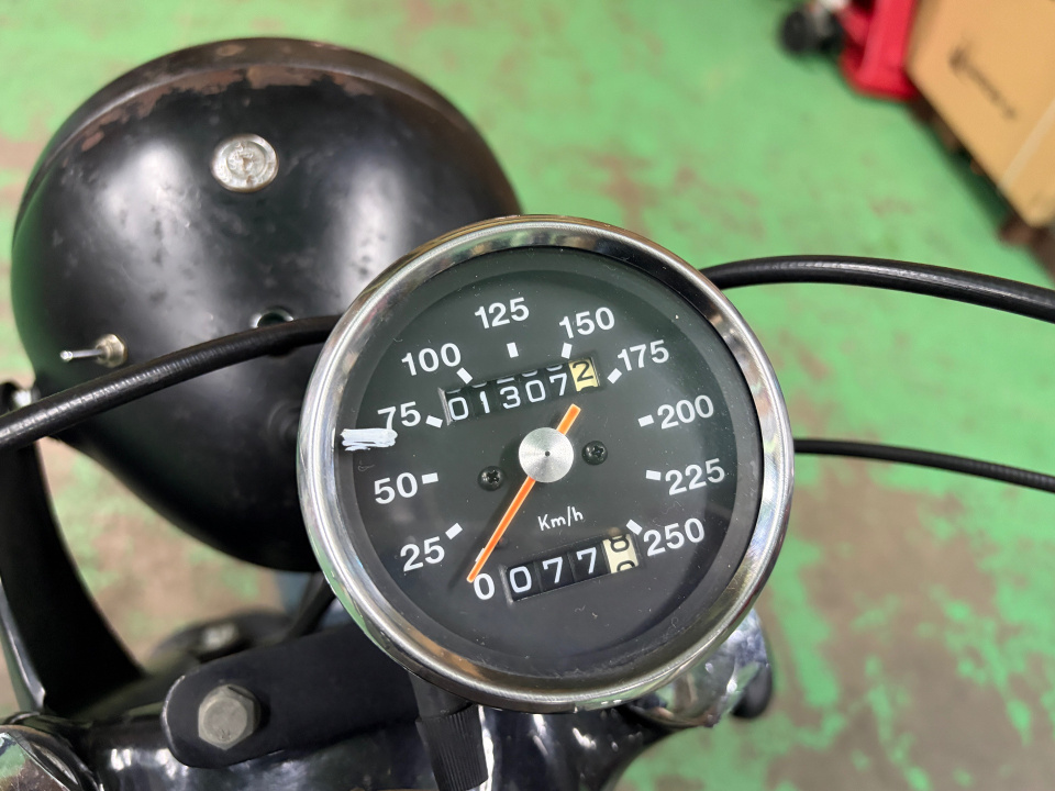 Triumph 6T THUNDERBIRD — фото 3