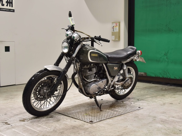 Yamaha SR400 — фото 4
