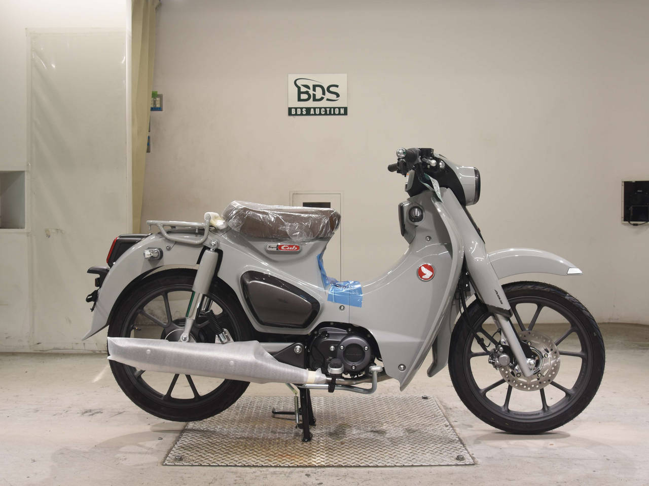 Honda C125-2