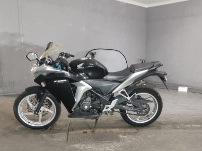 Honda CBR250R — фото 2
