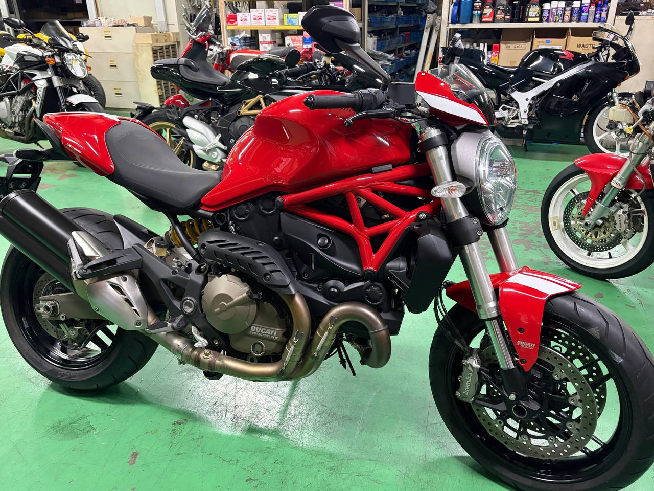 Ducati MONSTER 821 STRIPE