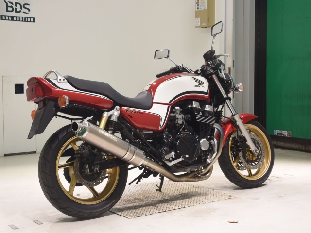 Honda CB750SF — фото 5