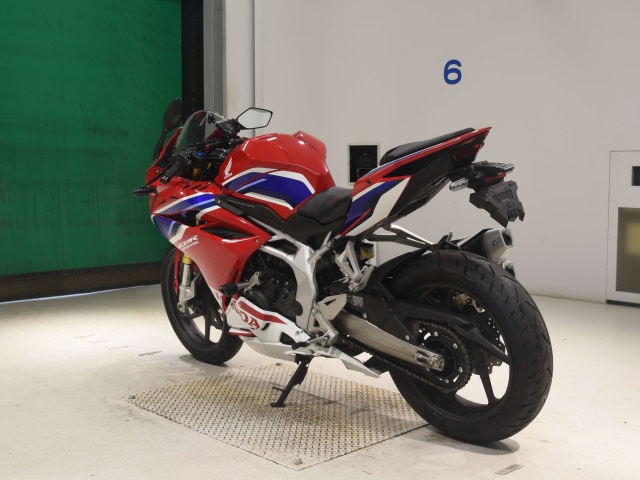 Honda CBR250RR — фото 6