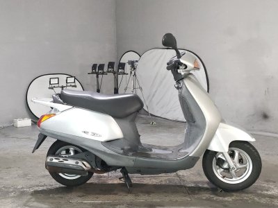 Honda LEAD100