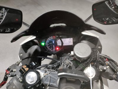 Yamaha YZF-R25 — фото 5